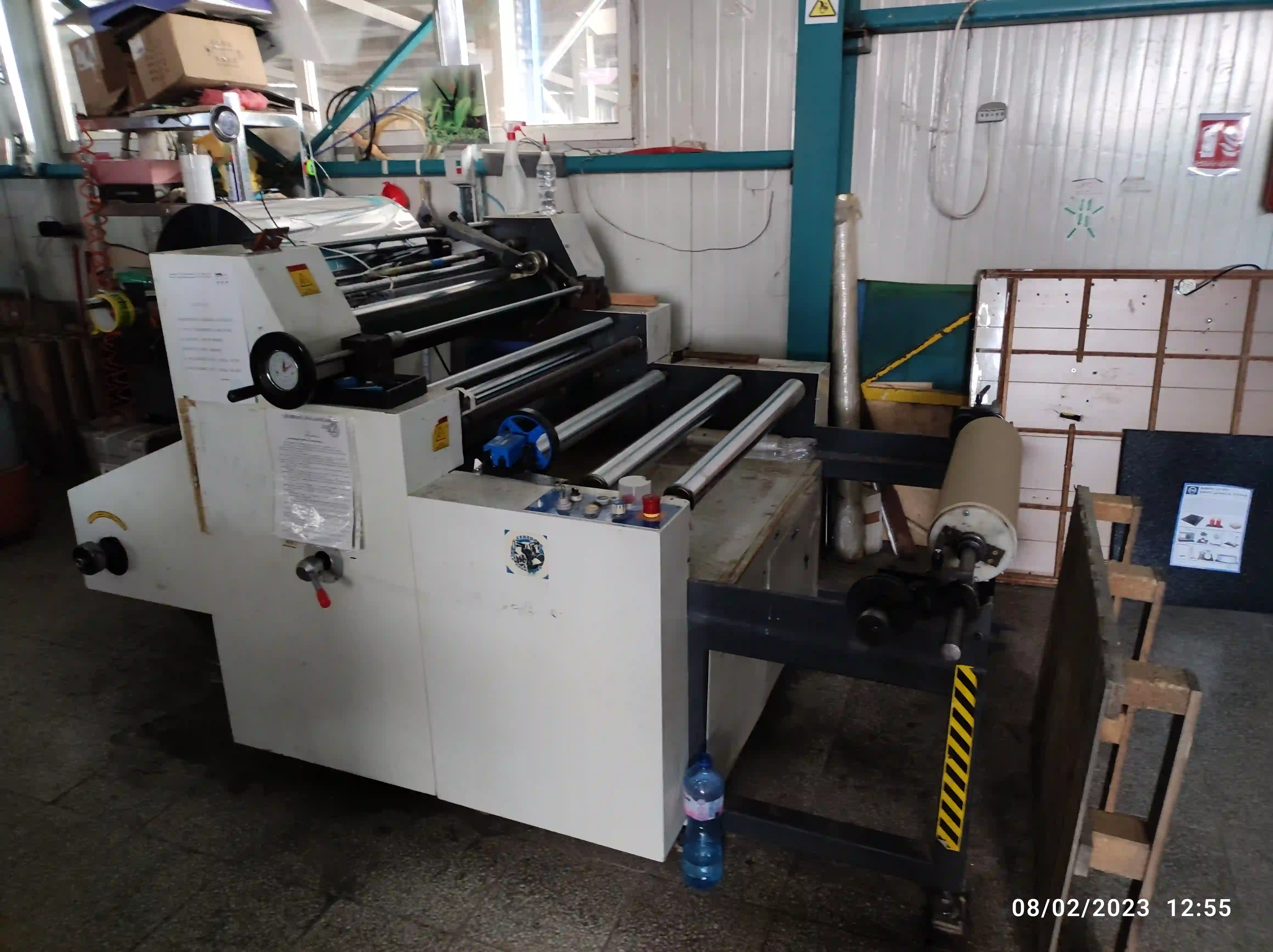 Gold and silver lamination cardboard machine